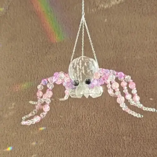 Suncatcher "Pink Oktobaby" 2 Suncatcher "Pink Oktobaby" – Bild 2